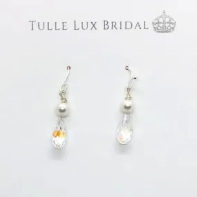 Brides Crystal & Pearl Wedding Day Earrings