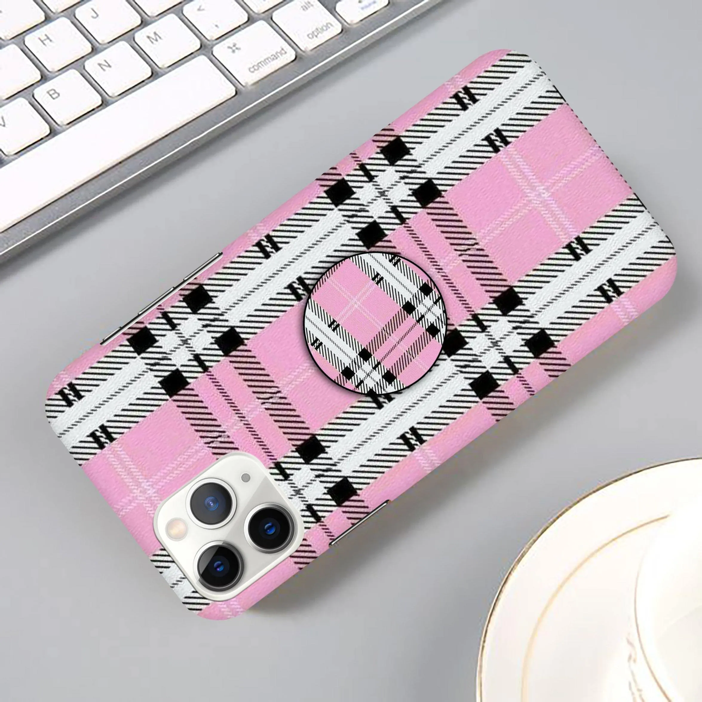 Cloth Pattern Slim Matte Phone Case Cover