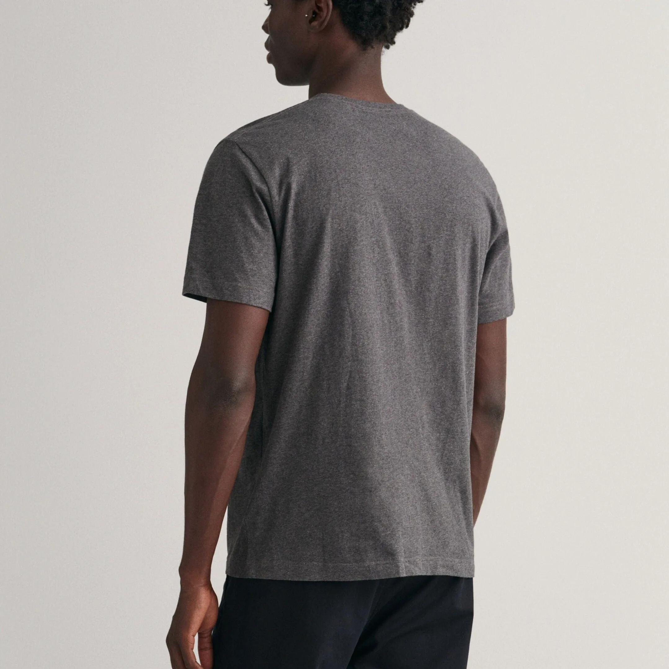 GANT Regular Fit Shield T-Shirt in Antracit Melange