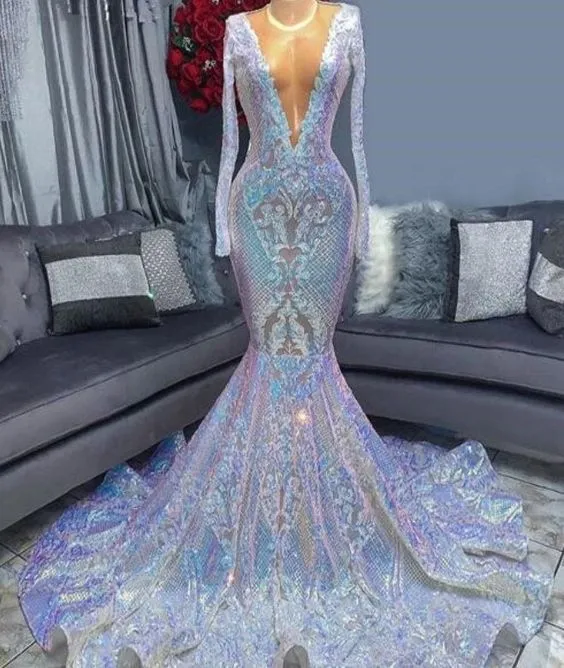 Gorgeous Sequins V-neck Long Sleeve pattern Floor-length Mermaid Prom Dresses