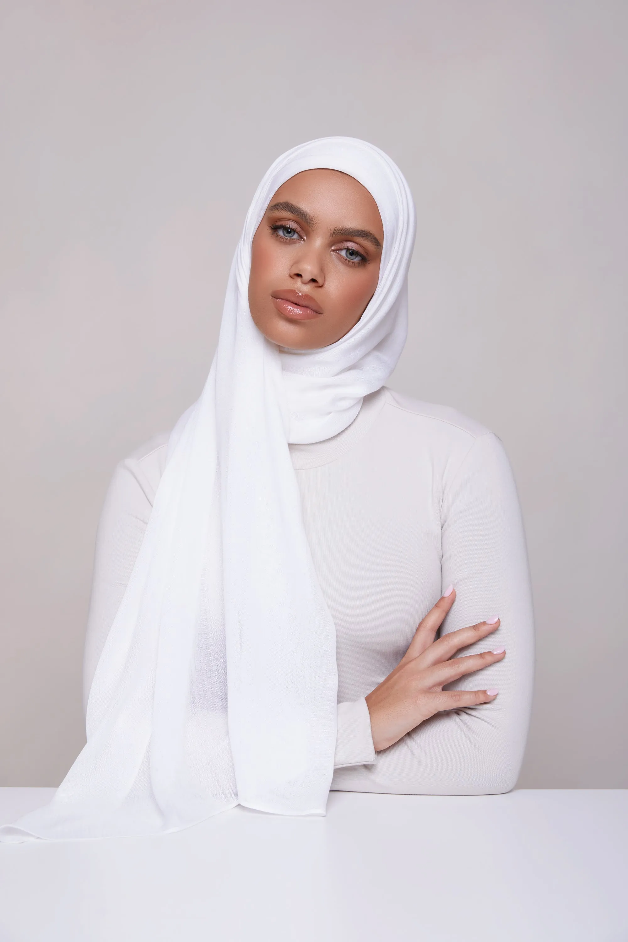 Modal Hijab - White