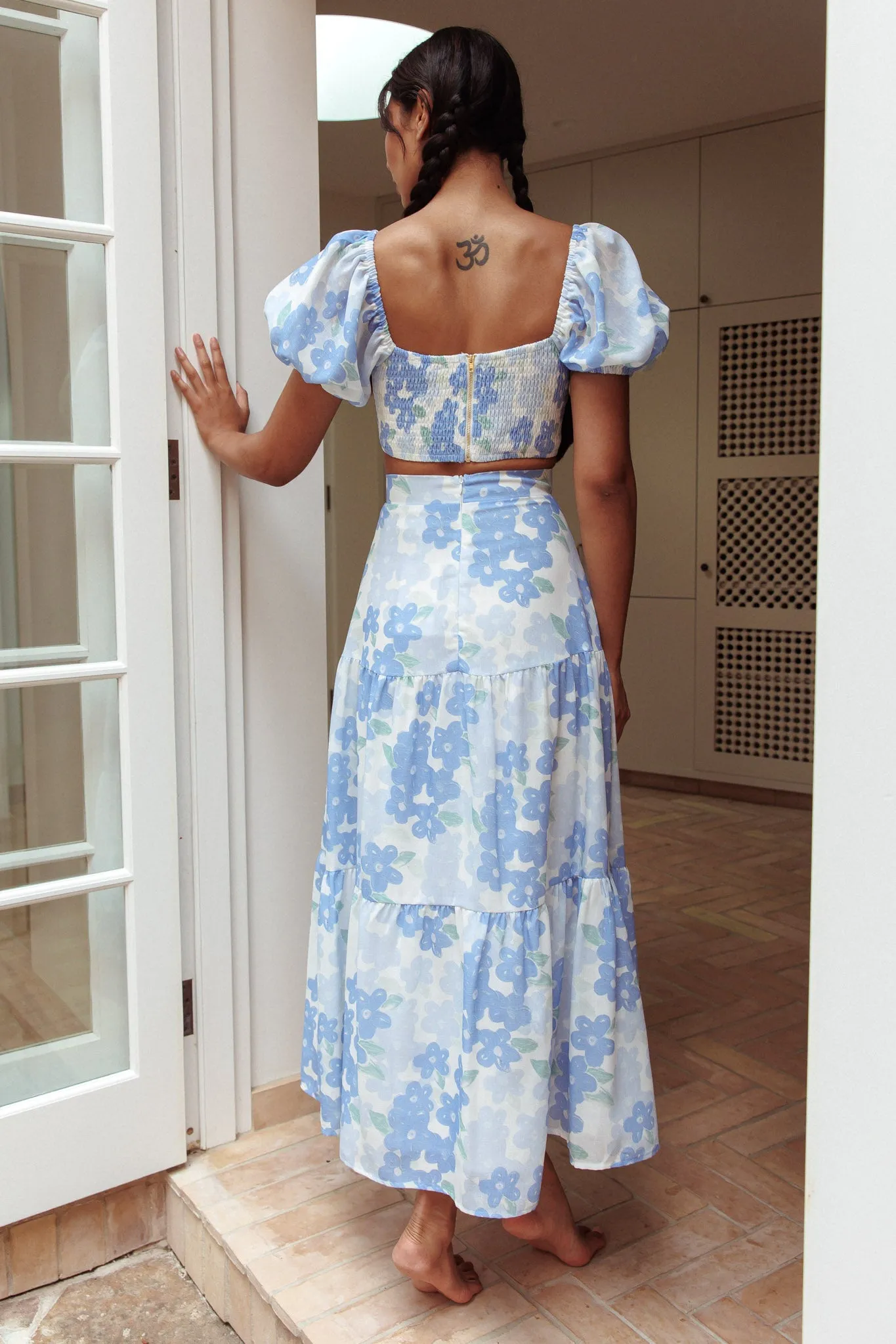 The Moment Maxi Skirt Floral Blue